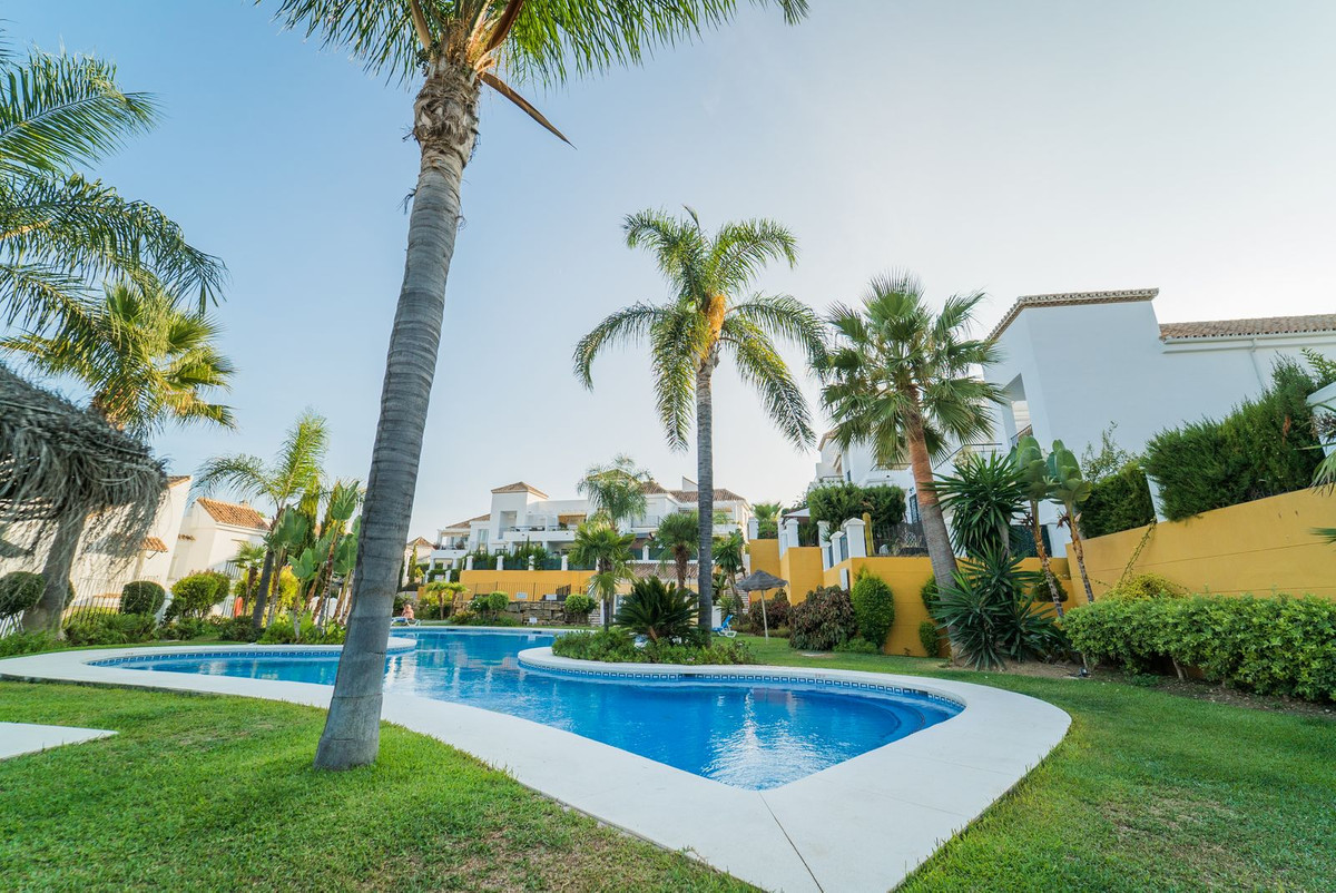 Appartement te koop in Nueva Andalucía | 2 slaapkamers H5524222