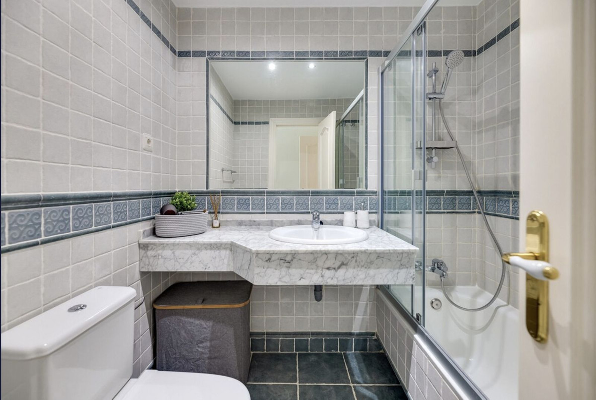 Appartement te koop in Nueva Andalucía | 2 slaapkamers H5524222