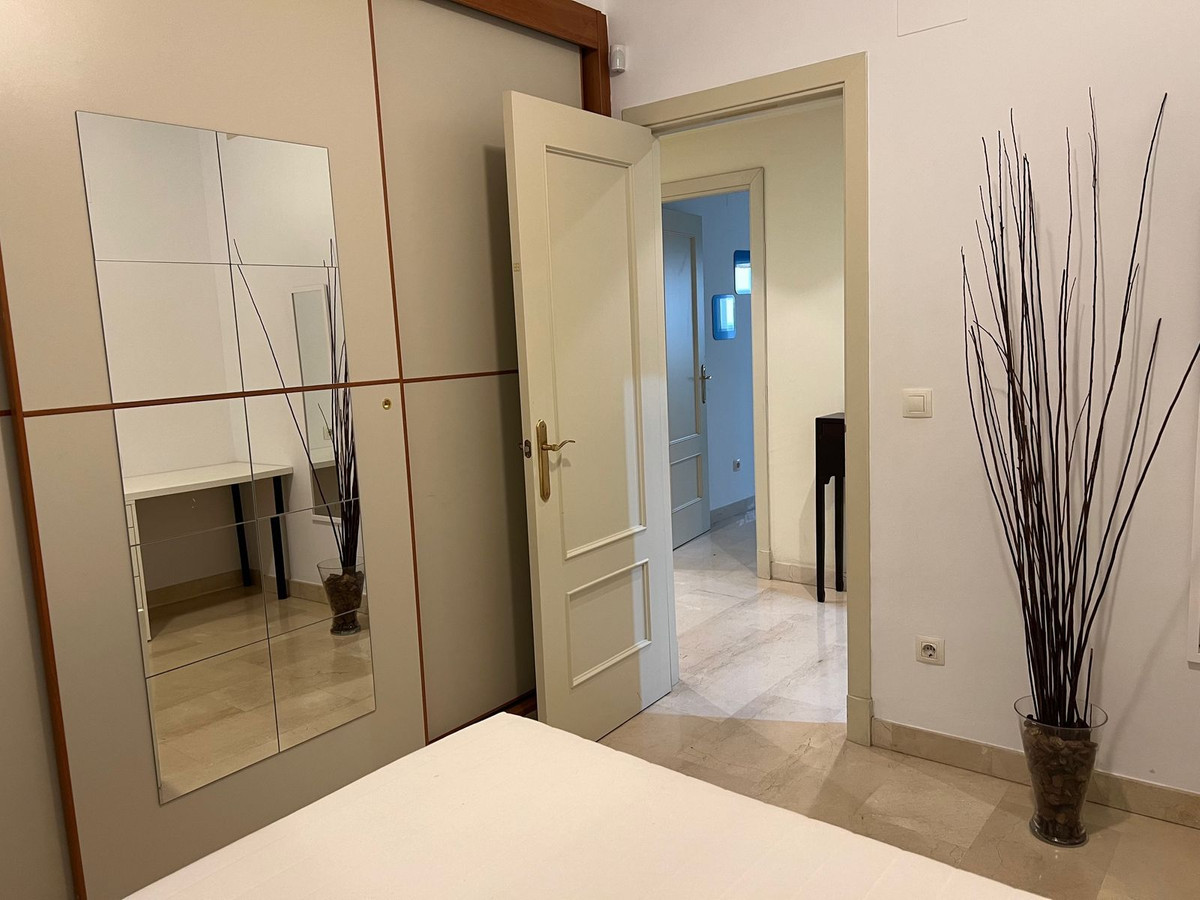 Appartement te koop in Nueva Andalucía | 3 slaapkamers H5524270