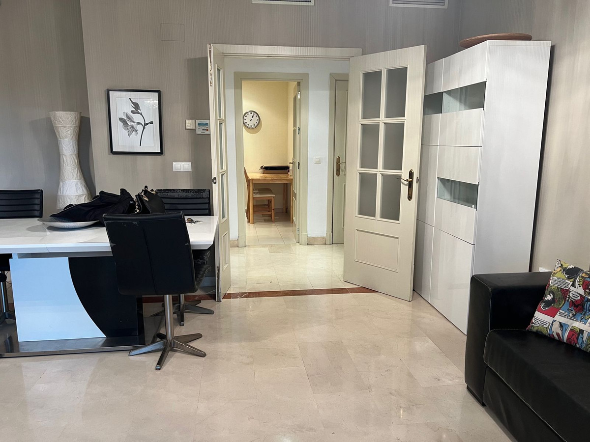 Appartement te koop in Nueva Andalucía | 3 slaapkamers H5524270