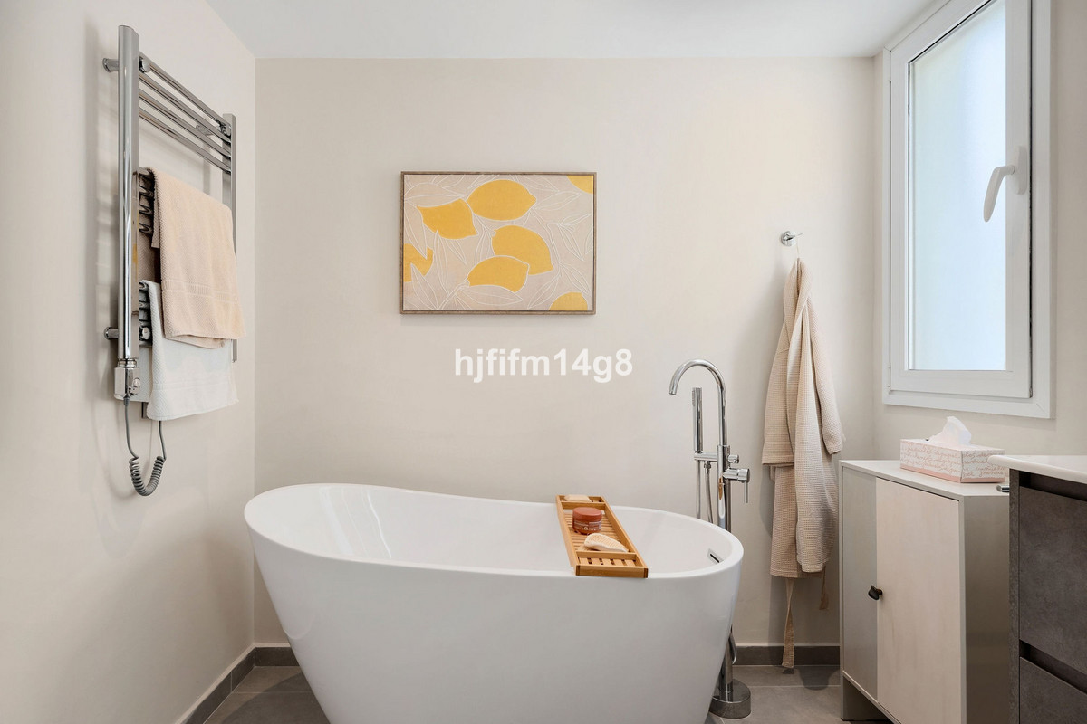 Appartement te koop in Nueva Andalucía | 2 slaapkamers H5524348