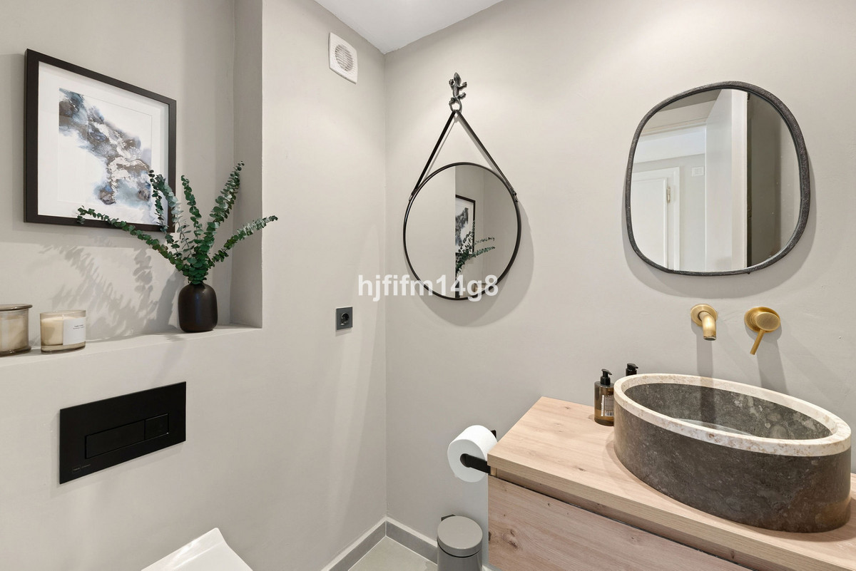 Appartement te koop in Nueva Andalucía | 2 slaapkamers H5524348