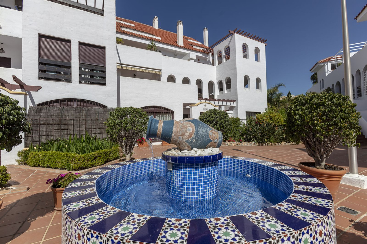 Appartement te koop in Nueva Andalucía | 2 slaapkamers H5524735