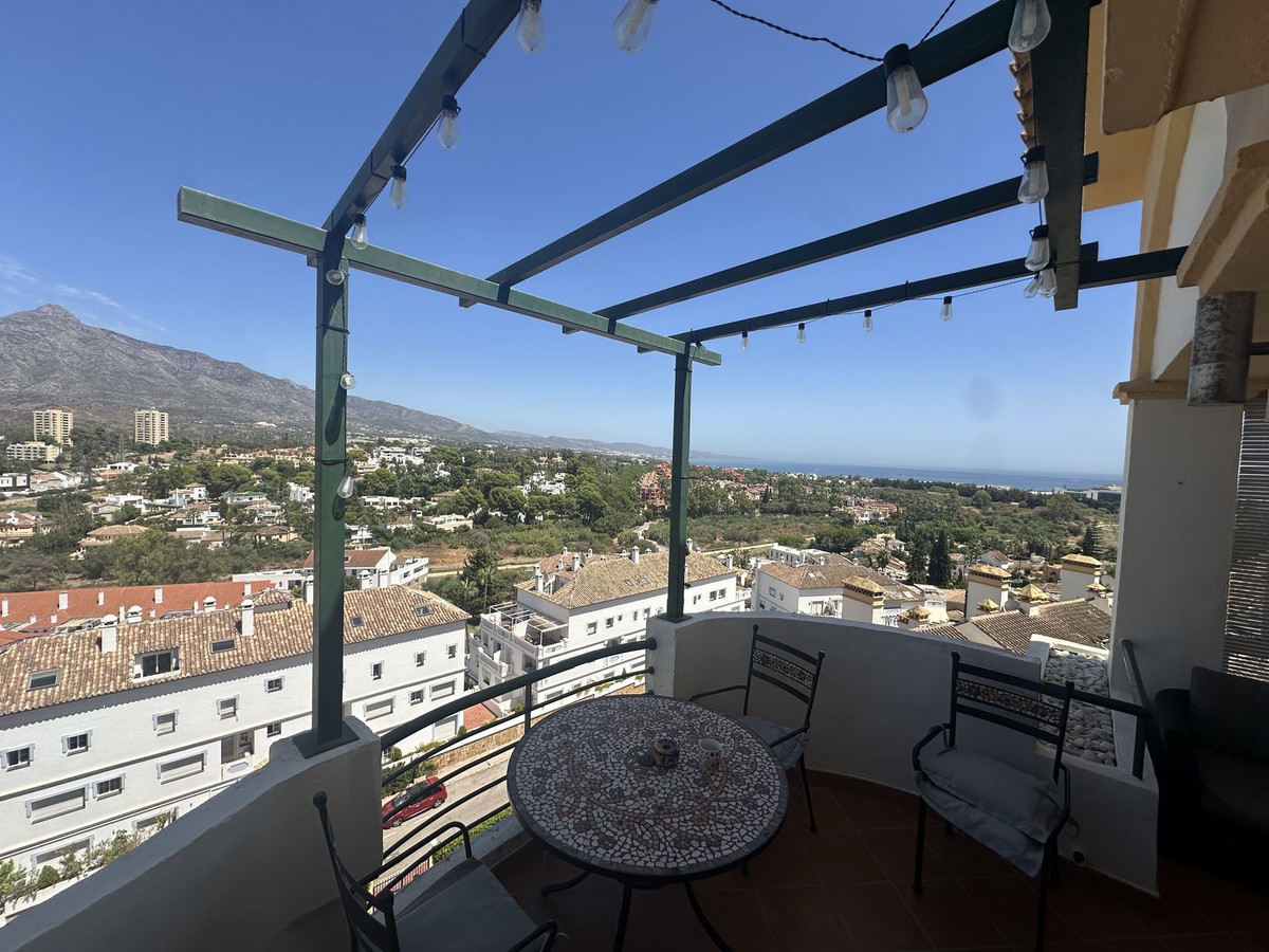 Appartement te koop in Nueva Andalucía | 2 slaapkamers H5524927