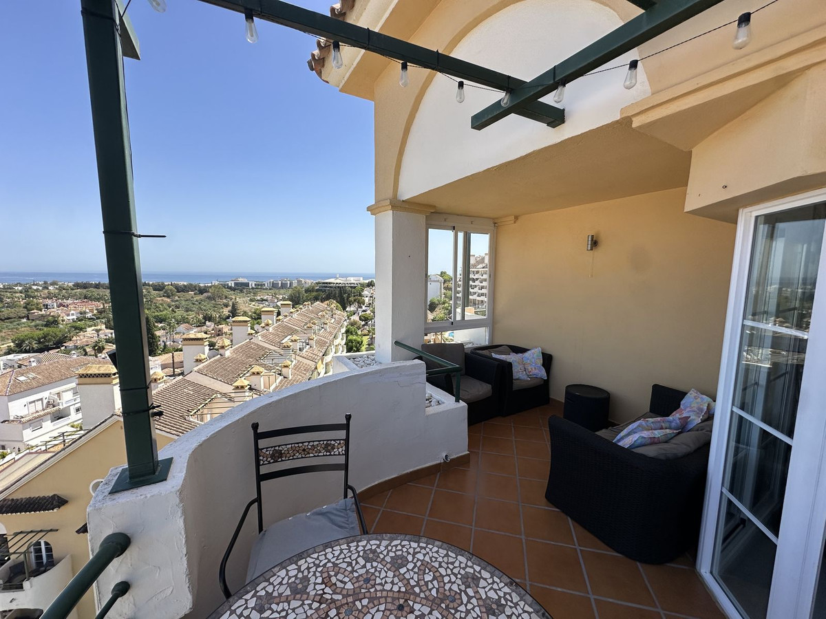 Appartement te koop in Nueva Andalucía | 2 slaapkamers H5524927