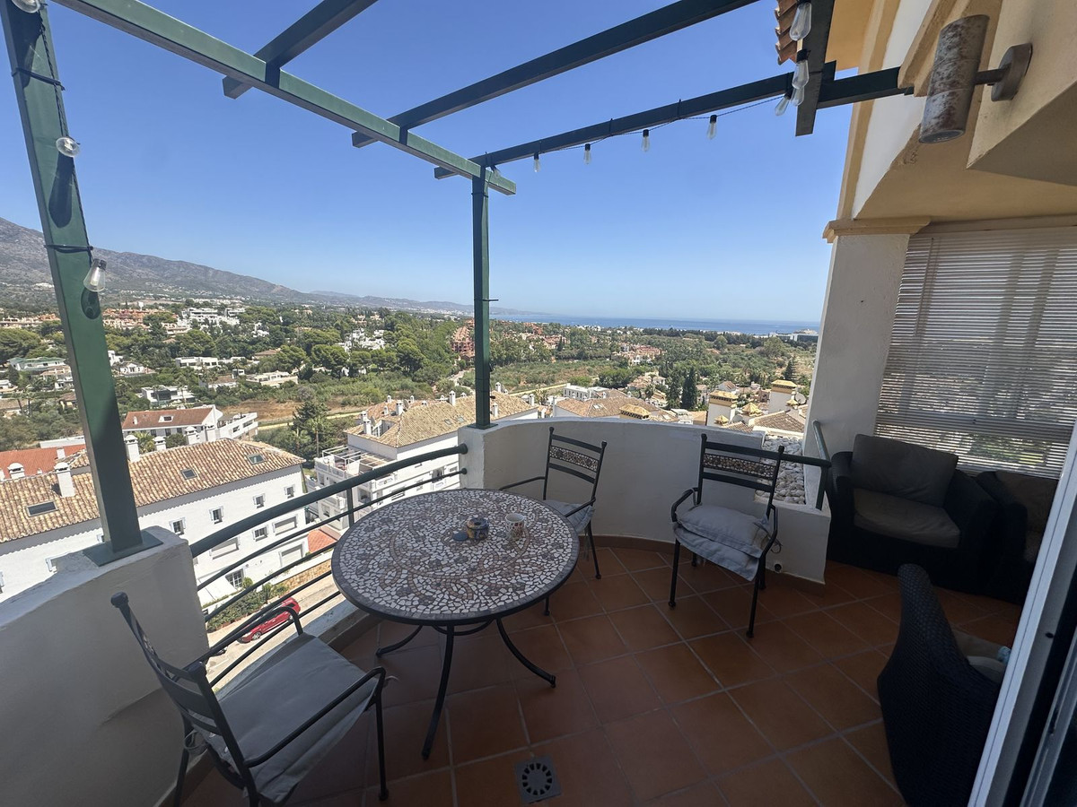 Appartement te koop in Nueva Andalucía | 2 slaapkamers H5524927