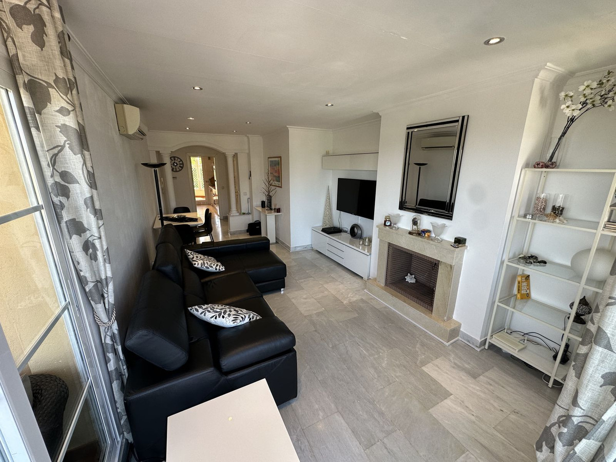 Appartement te koop in Nueva Andalucía | 2 slaapkamers H5524927