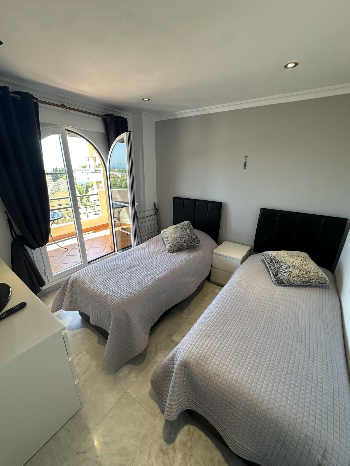 Appartement te koop in Nueva Andalucía | 2 slaapkamers H5524927