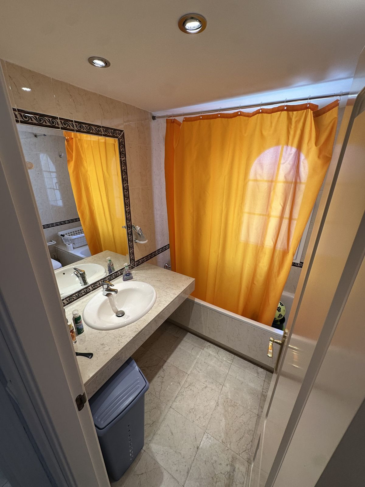 Appartement te koop in Nueva Andalucía | 2 slaapkamers H5524927