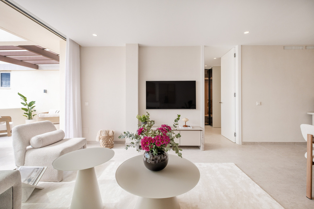 Huis te koop in Nueva Andalucía | 3 slaapkamers H5526937