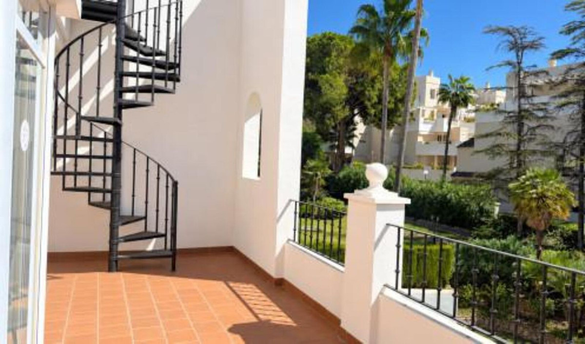 Appartement te koop in Nueva Andalucía | 3 slaapkamers H5527354