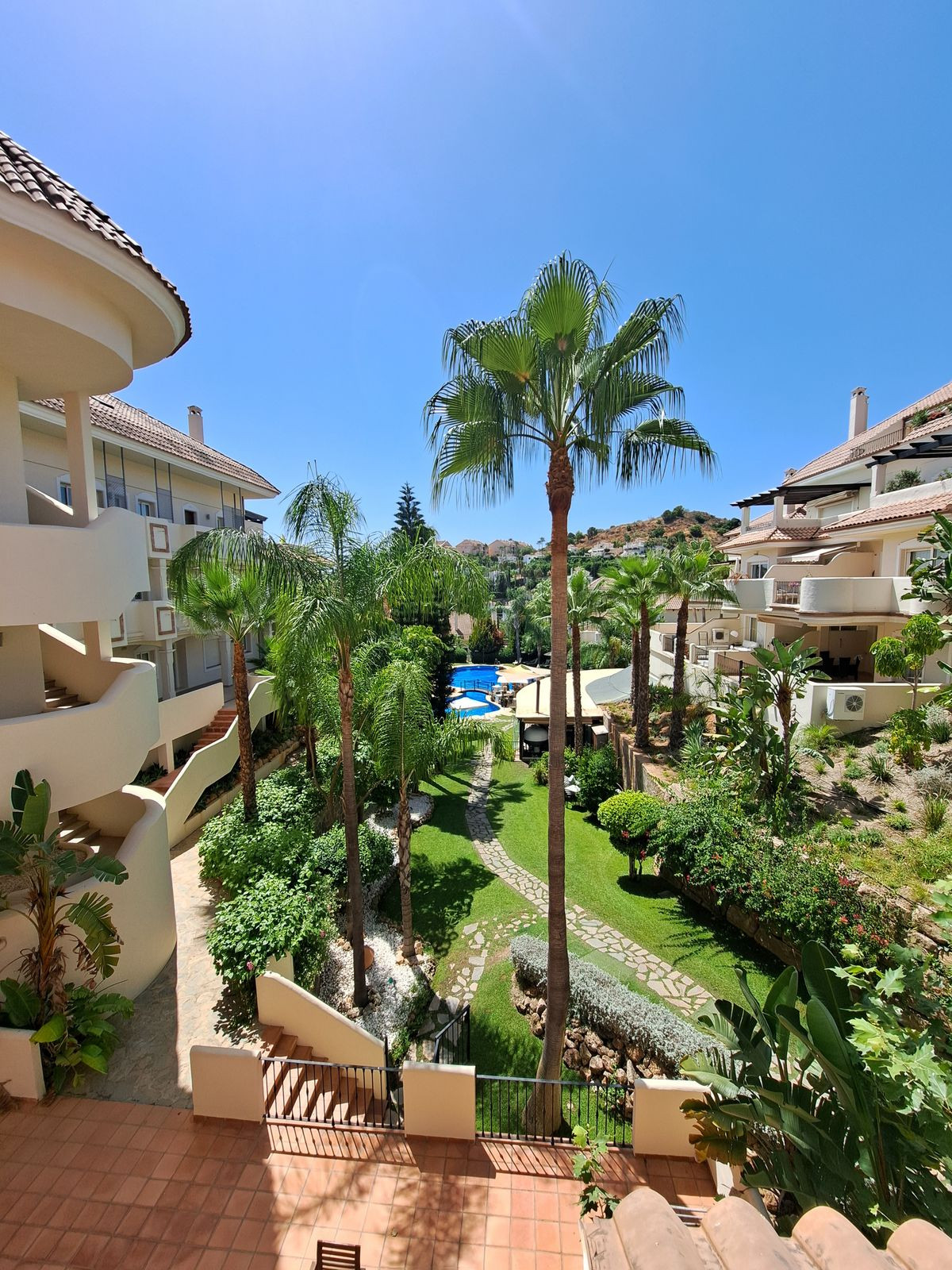 Appartement te koop in Nueva Andalucía | 3 slaapkamers H5528578