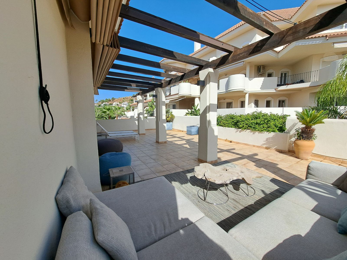 Appartement te koop in Nueva Andalucía | 3 slaapkamers H5528578
