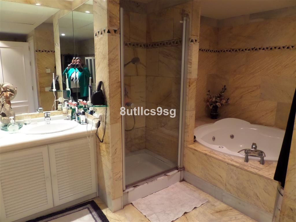 Appartement te koop in Nueva Andalucía | 5 slaapkamers H5528734