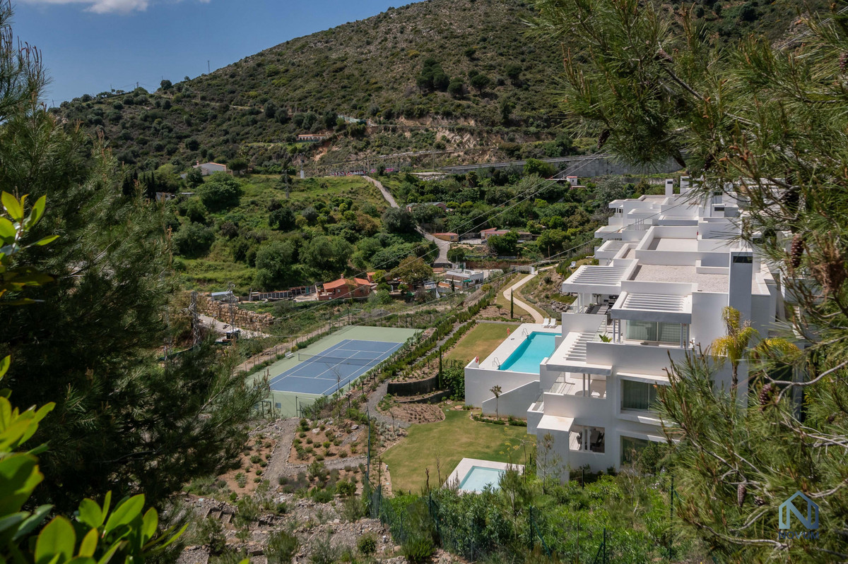 Penthouse in Ojén-39