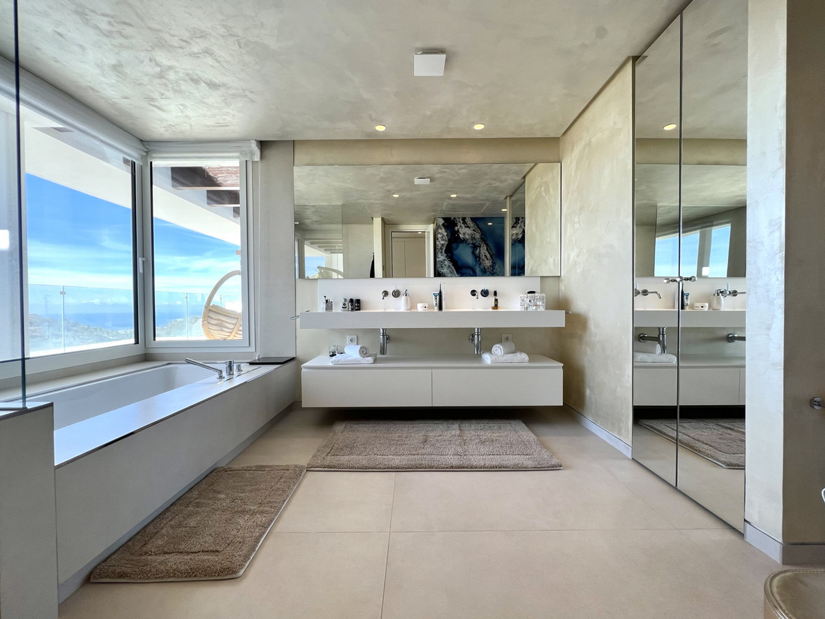 Property main view 23