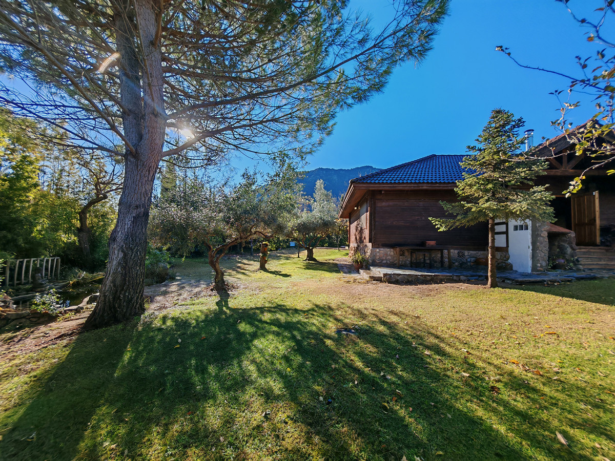 Finca - Cortijo te koop in Ojén | 3 slaapkamers H5288185