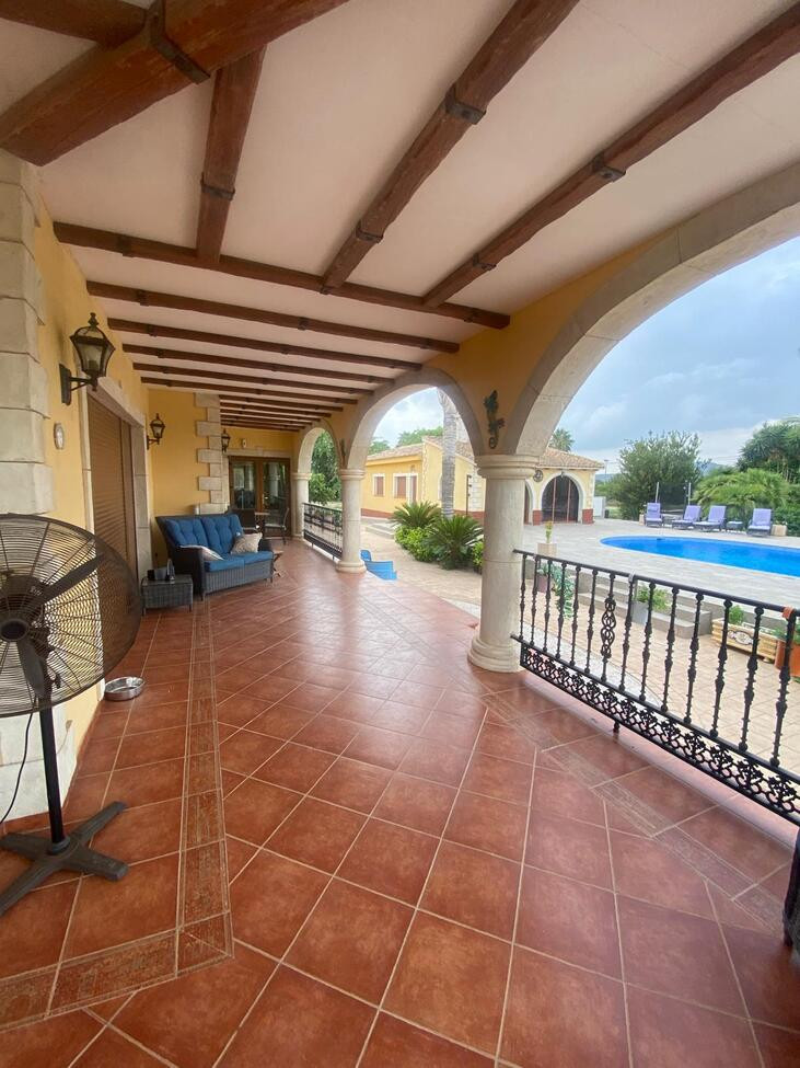 Appartement te koop in Orihuela | 4 slaapkamers H5444488