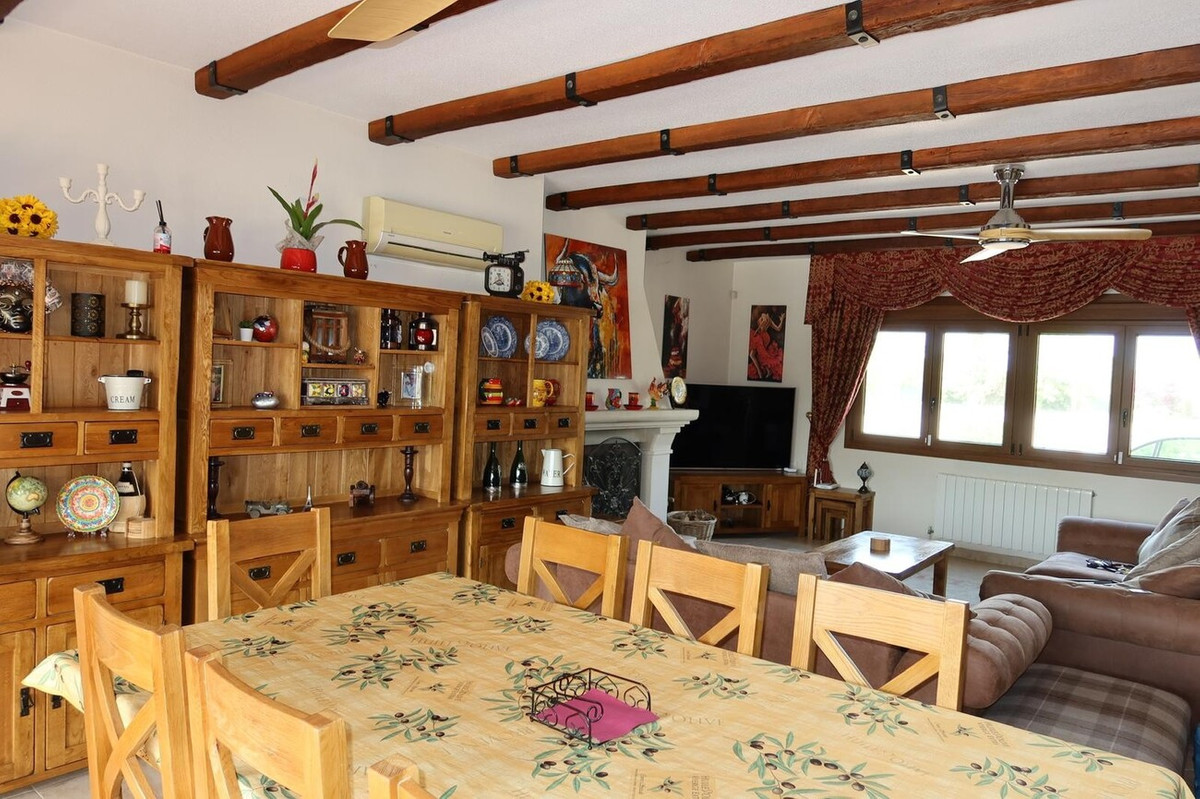Appartement te koop in Orihuela | 4 slaapkamers H5444488