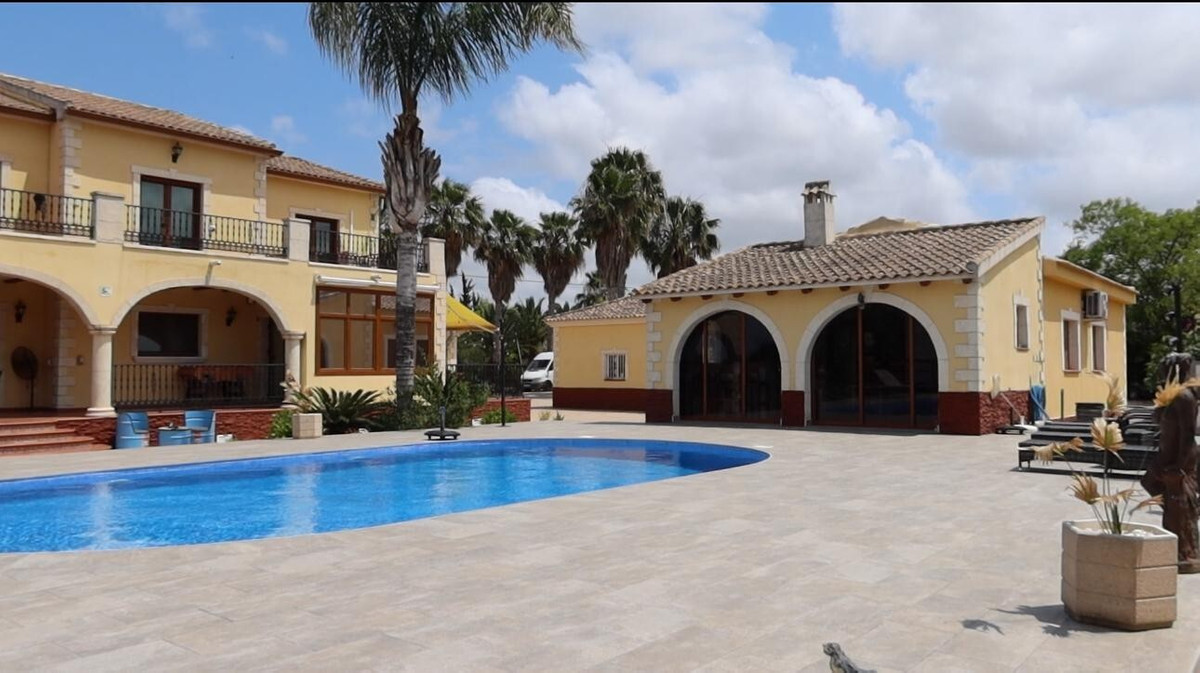 Appartement te koop in Orihuela | 4 slaapkamers H5444488