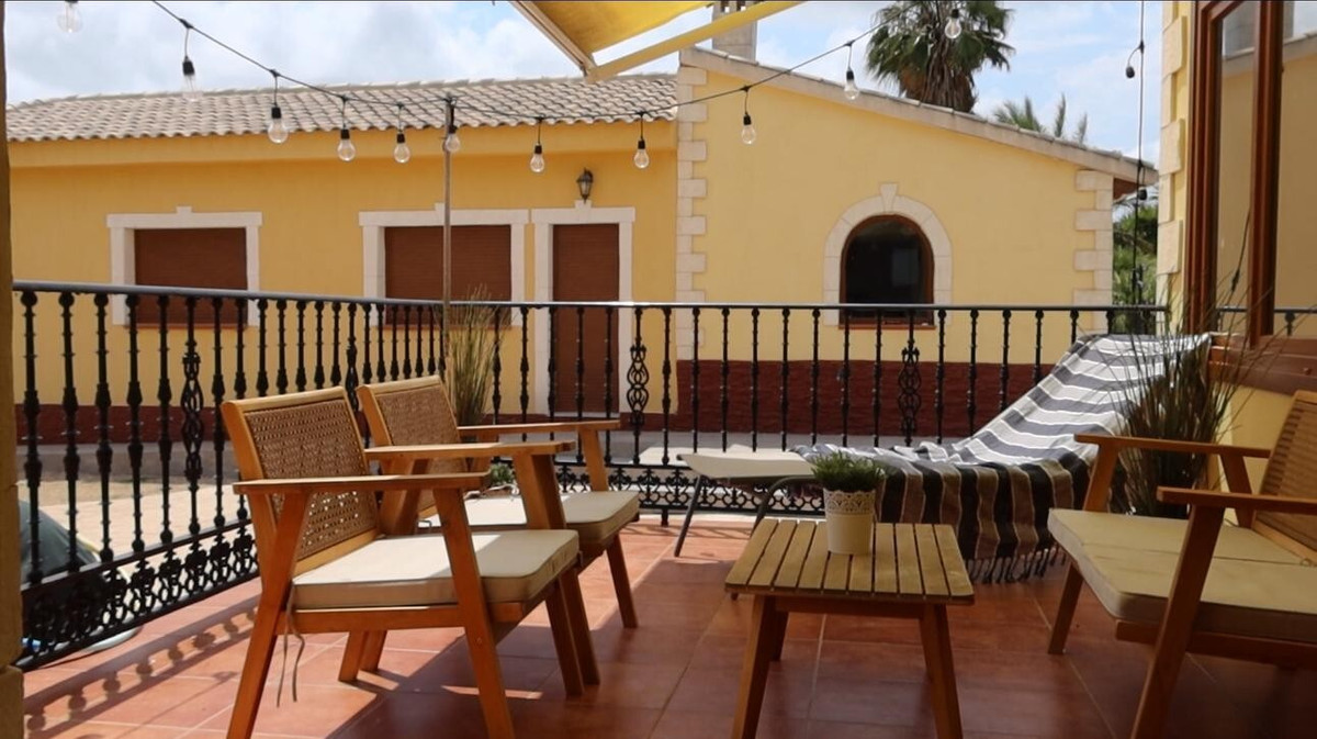 Appartement te koop in Orihuela | 4 slaapkamers H5444488