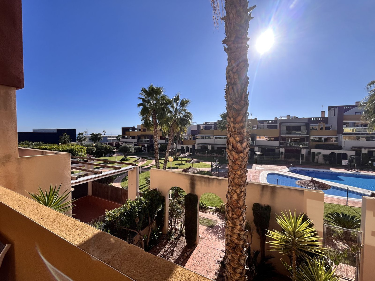 Appartement te koop in Orihuela Costa | 2 slaapkamers H5272306