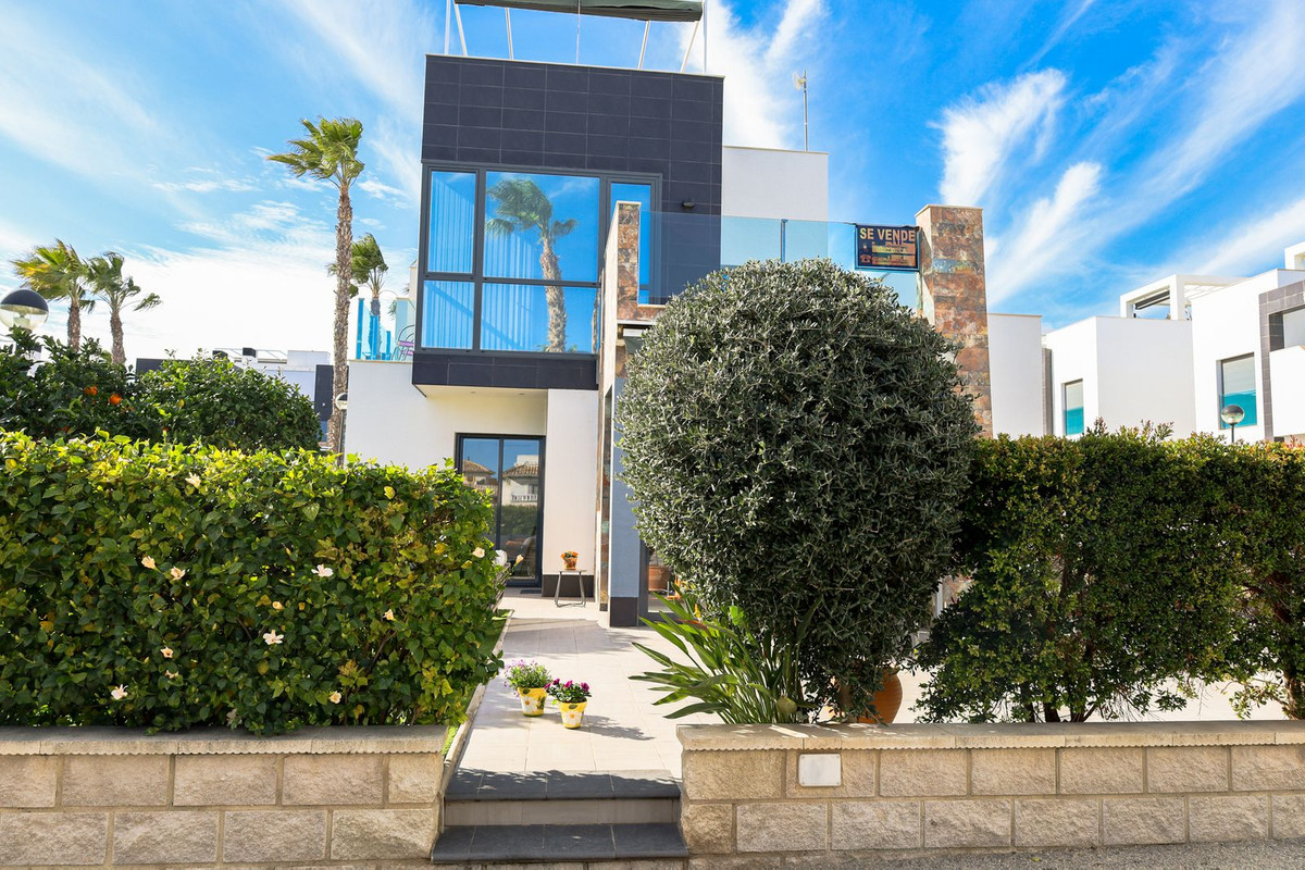 Huis te koop in Lomas de Cabo Roig | 3 slaapkamers H5288866