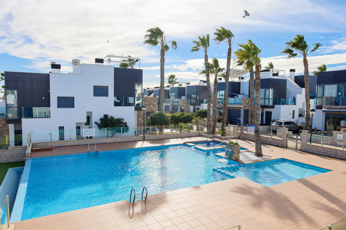 Huis te koop in Lomas de Cabo Roig | 3 slaapkamers H5288866