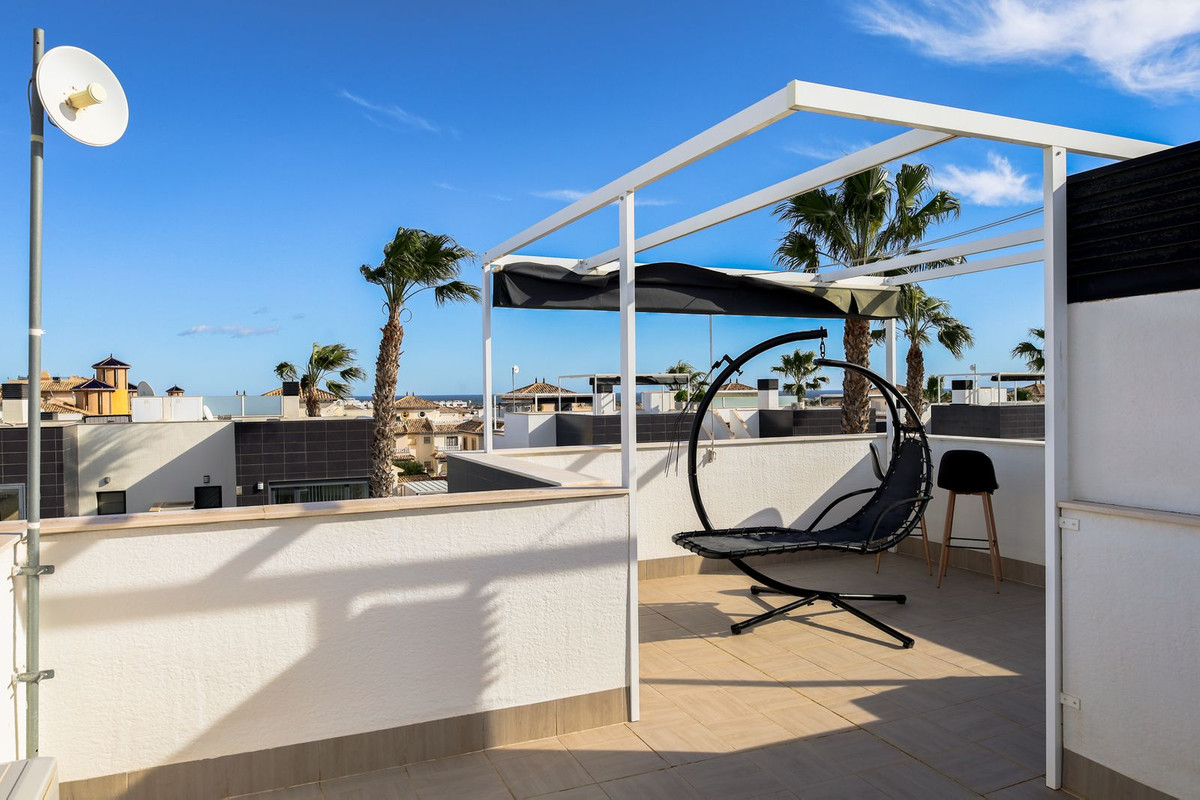 Huis te koop in Lomas de Cabo Roig | 3 slaapkamers H5288866