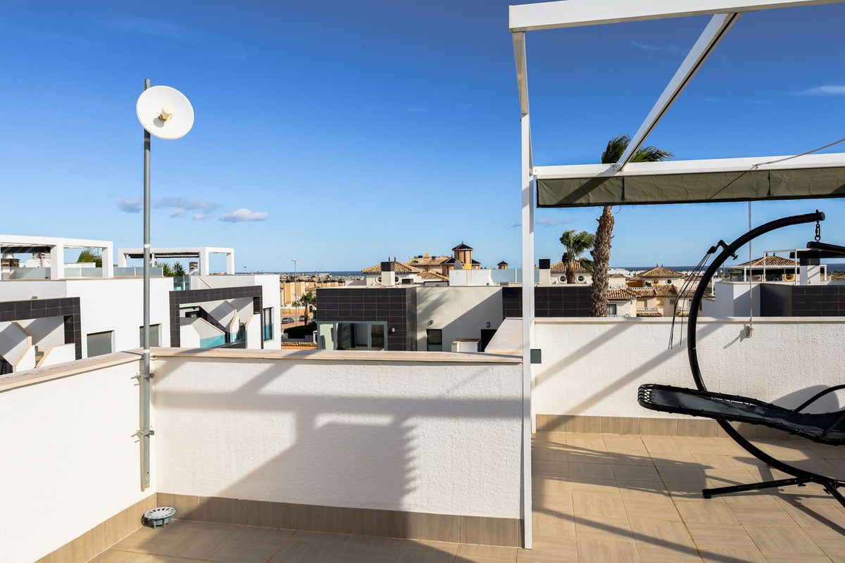 Huis te koop in Lomas de Cabo Roig | 3 slaapkamers H5288866