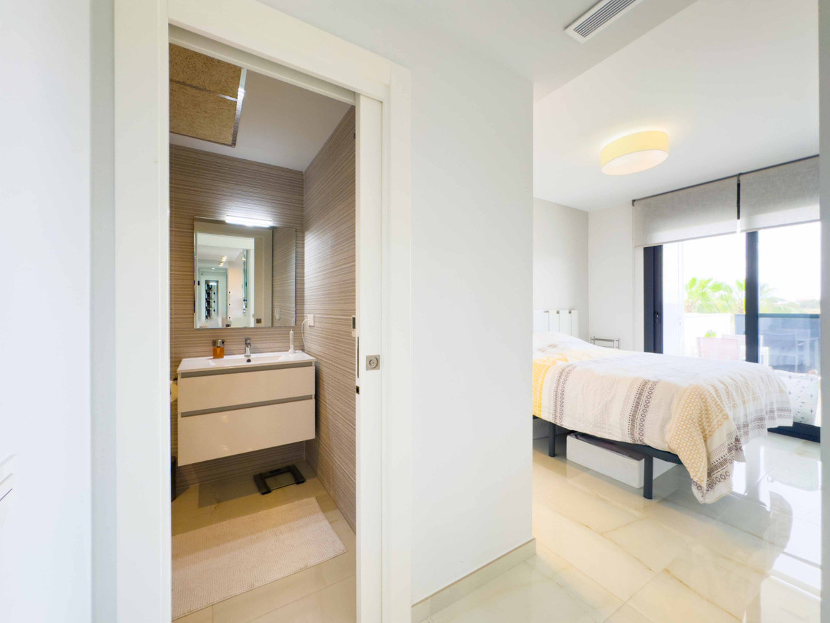 Appartement te koop in Orihuela Costa | 2 slaapkamers H5295505