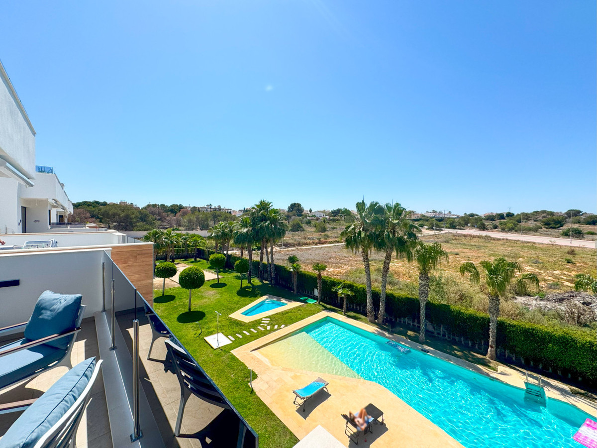 Appartement te koop in Orihuela Costa | 2 slaapkamers H5295505