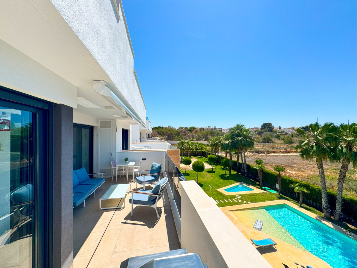 Appartement te koop in Orihuela Costa | 2 slaapkamers H5295505