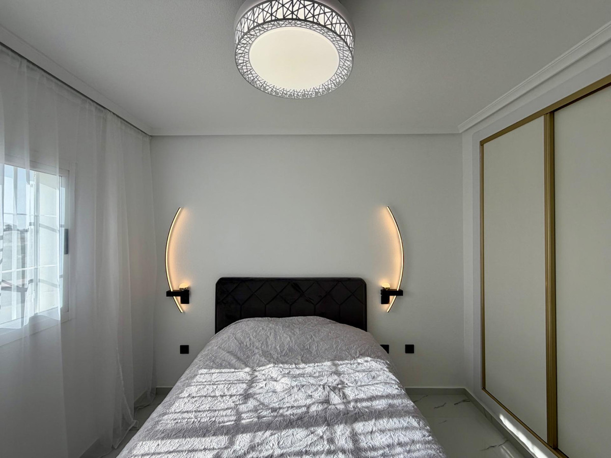 Penthouse te koop in Orihuela Costa | 1 slaapkamers H5296576