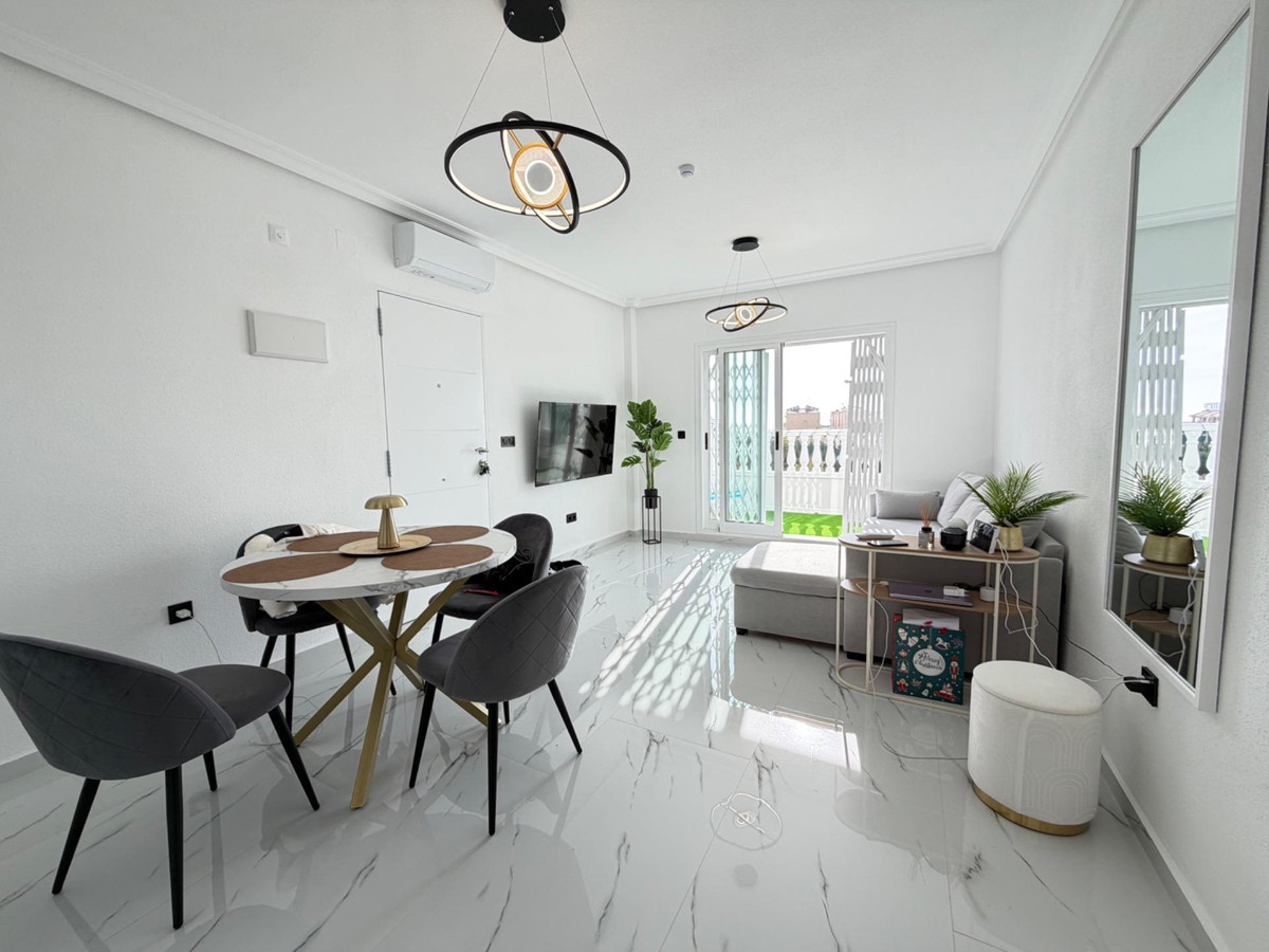 Penthouse te koop in Orihuela Costa | 1 slaapkamers H5296576