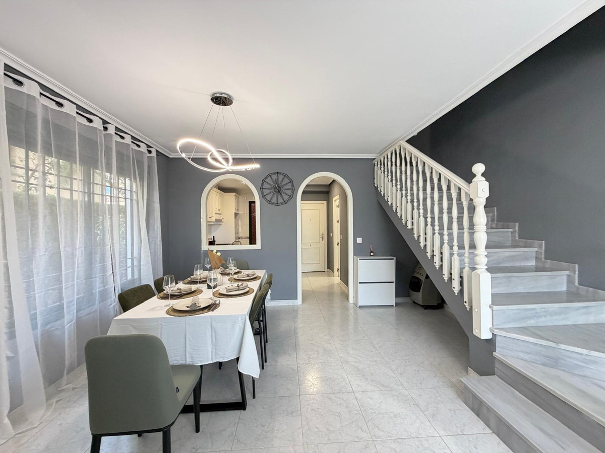 Bungalow te koop in Orihuela Costa | 2 slaapkamers H5300794