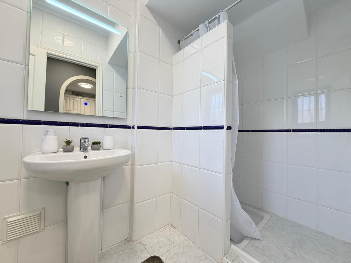 Bungalow te koop in Orihuela Costa | 2 slaapkamers H5300794