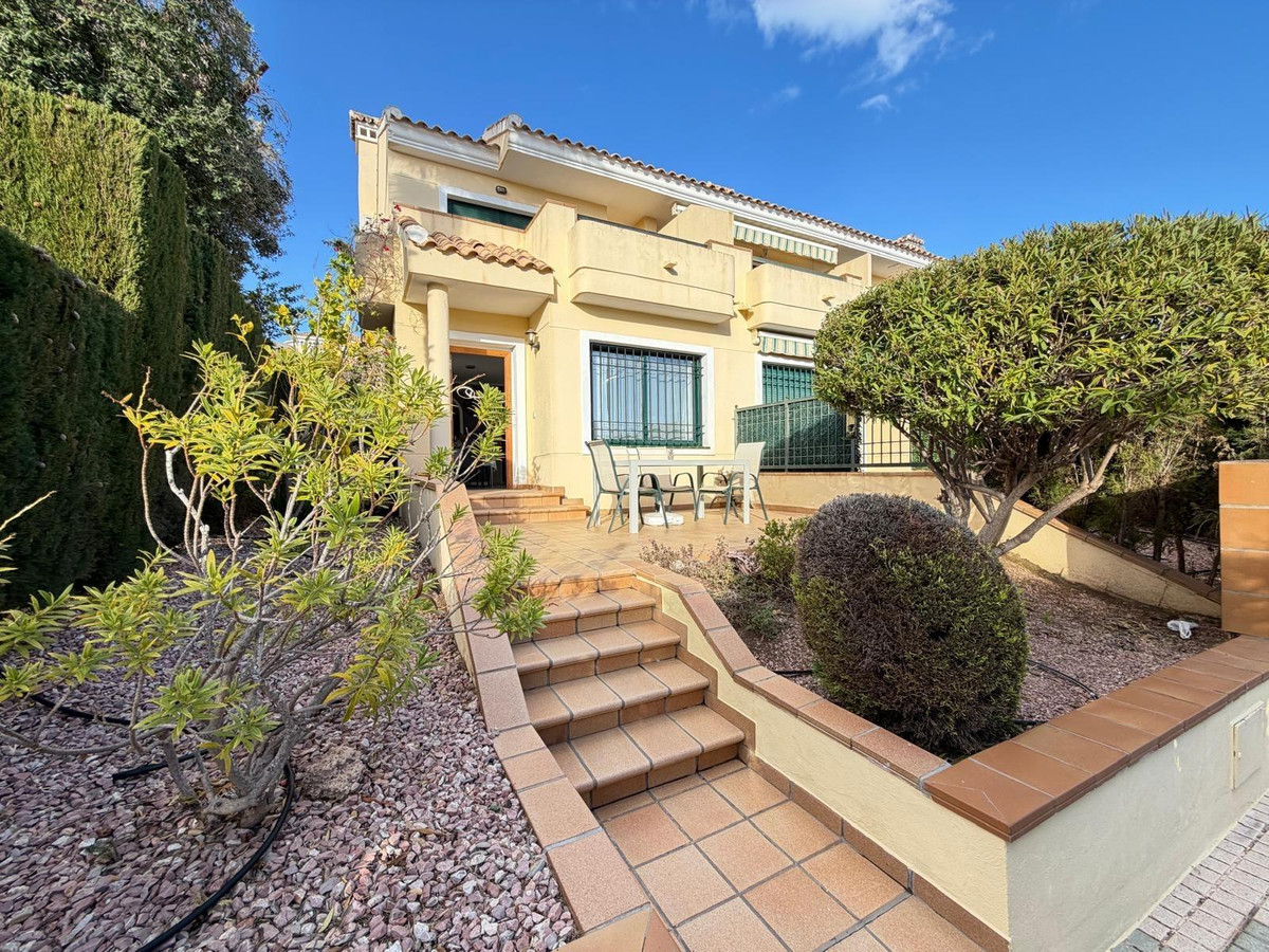 Bungalow te koop in Orihuela Costa | 2 slaapkamers H5300794