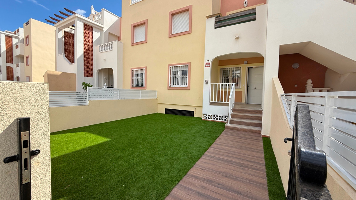 Huis te koop in Orihuela Costa | 2 slaapkamers H5302678