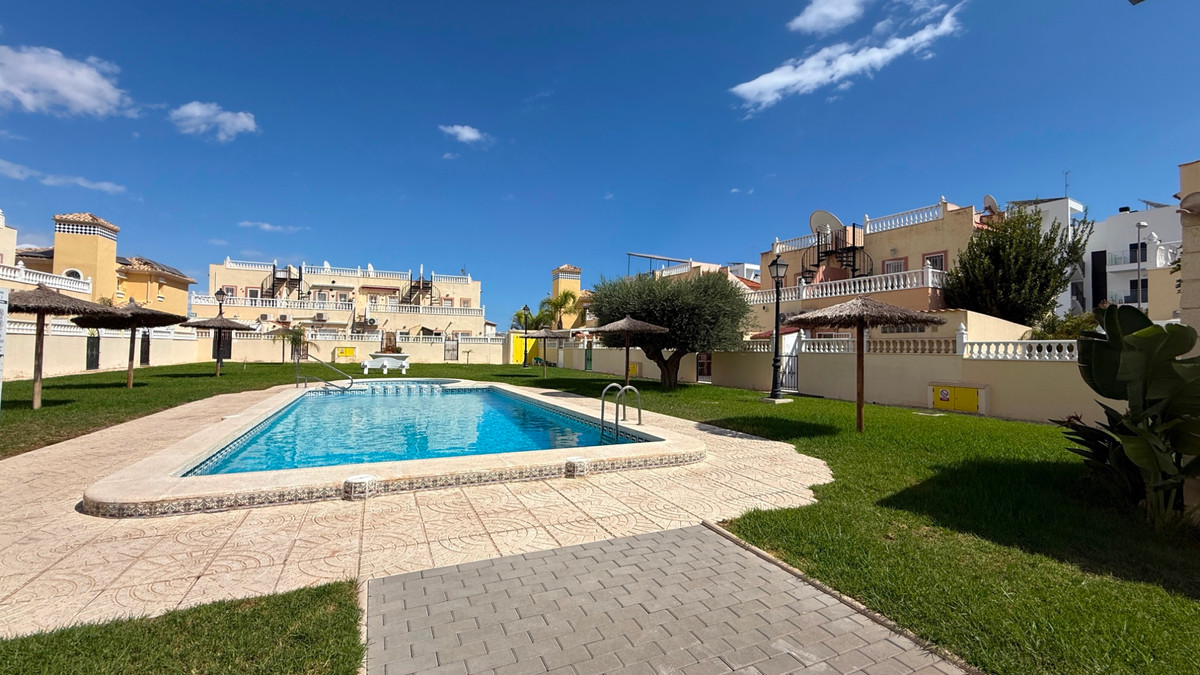 Huis te koop in Orihuela Costa | 2 slaapkamers H5302678