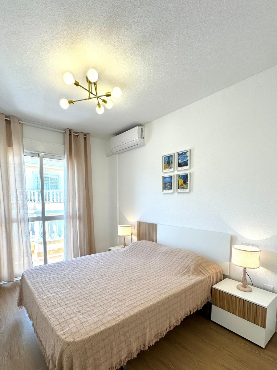 Huis te koop in Orihuela Costa | 2 slaapkamers H5303059