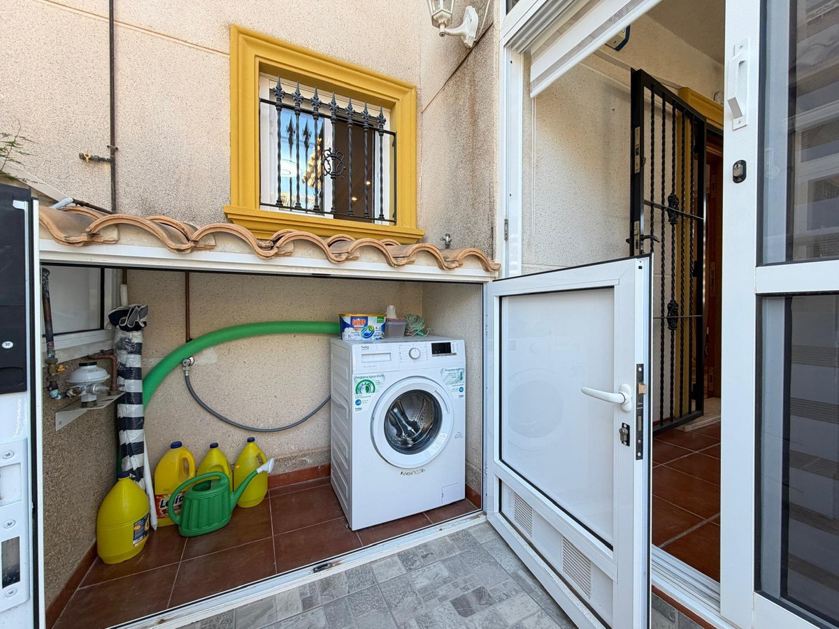 Bungalow te koop in Orihuela Costa | 2 slaapkamers H5316481