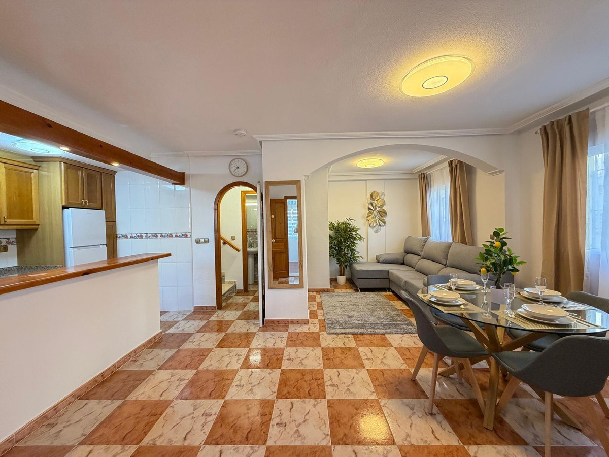 Bungalow te koop in Orihuela Costa | 2 slaapkamers H5316481