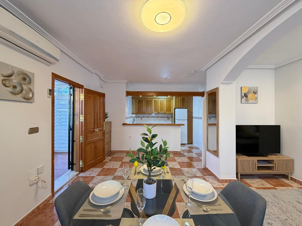 Bungalow te koop in Orihuela Costa | 2 slaapkamers H5316481