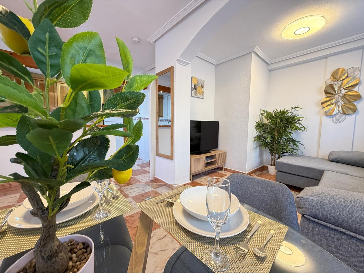 Bungalow te koop in Orihuela Costa | 2 slaapkamers H5316481