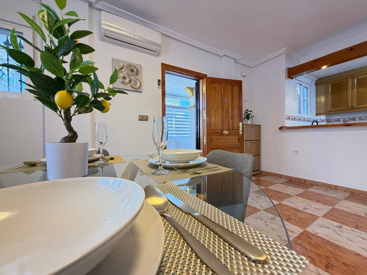 Bungalow te koop in Orihuela Costa | 2 slaapkamers H5316481