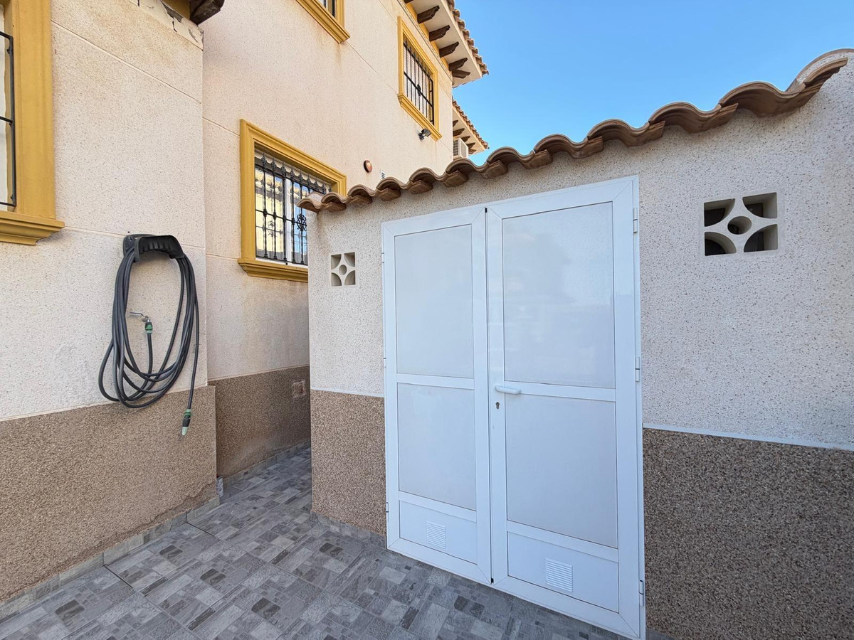 Bungalow te koop in Orihuela Costa | 2 slaapkamers H5316481