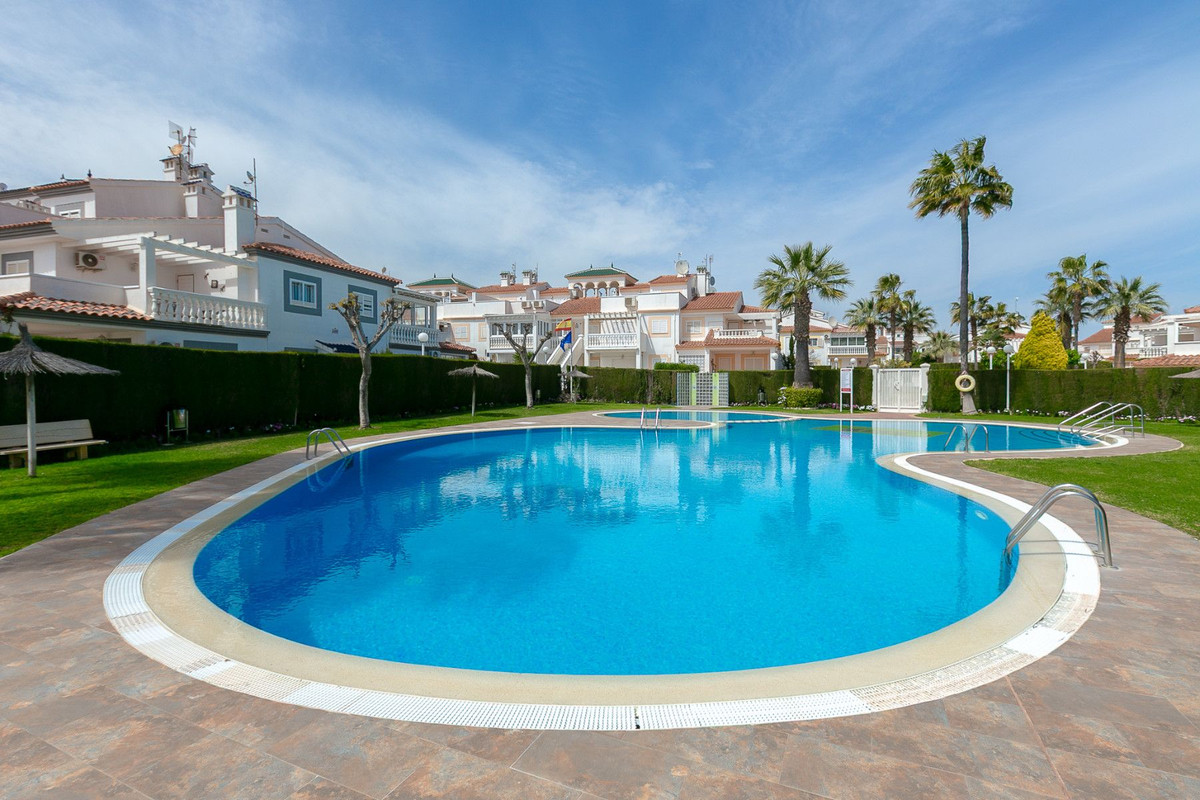 Penthouse te koop in Orihuela Costa | 3 slaapkamers H5363263