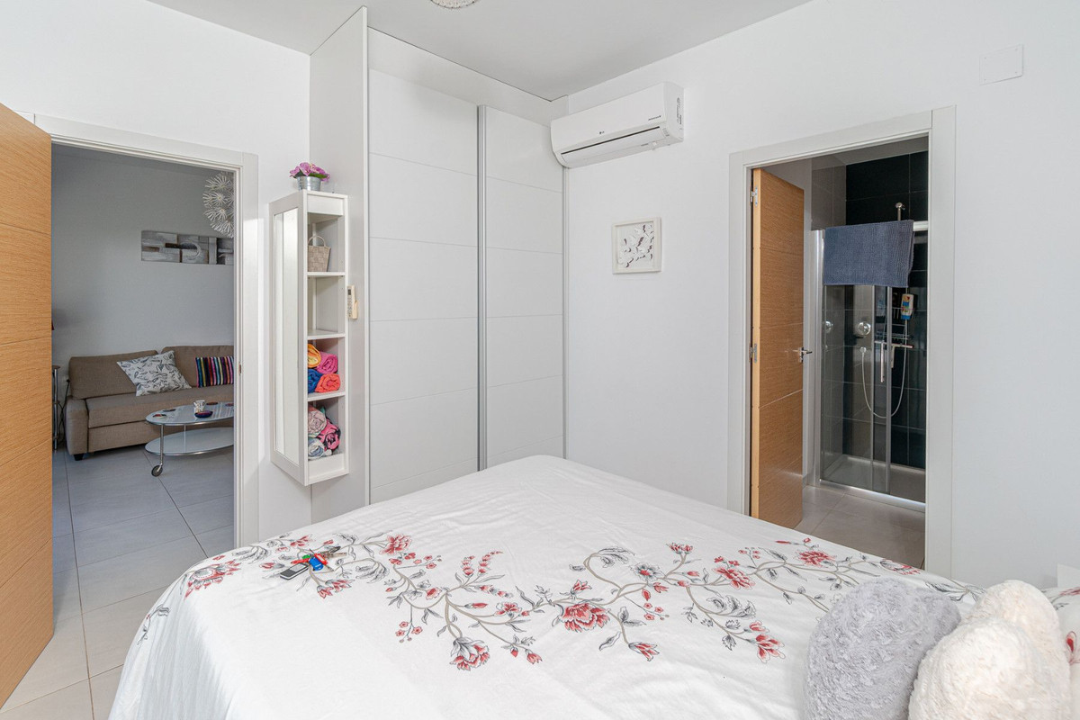 Appartement te koop in Orihuela Costa | 2 slaapkamers H5368516
