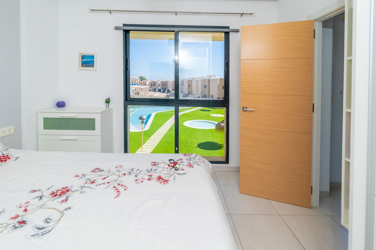 Appartement te koop in Orihuela Costa | 2 slaapkamers H5368516
